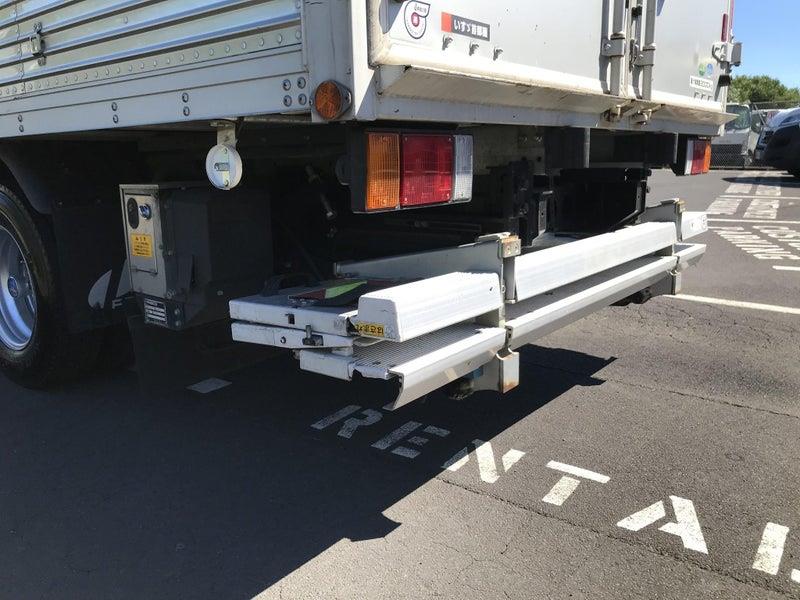 2019 Isuzu Elf
