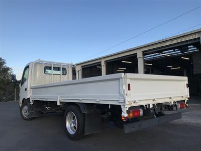 2018 Toyota Dyna - Thumbnail