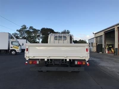 2018 Toyota Dyna - Thumbnail