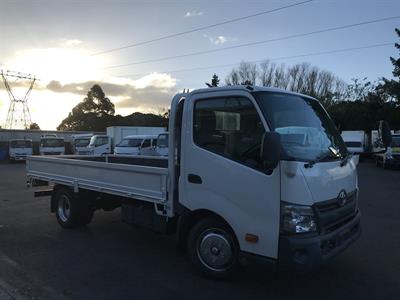2018 Toyota Dyna - Thumbnail