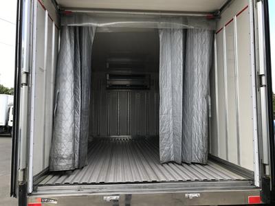 2018 Isuzu Elf - Thumbnail
