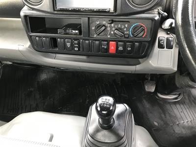 2014 Toyota Dyna - Thumbnail