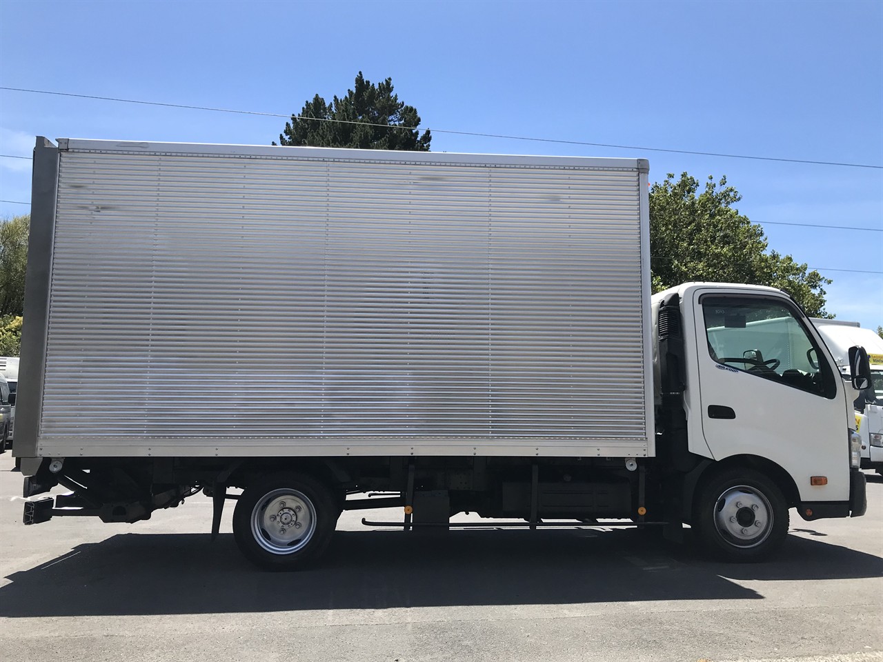 2017 Hino Dutro