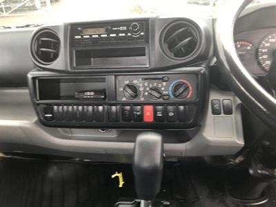 2013 Toyota Dyna - Thumbnail