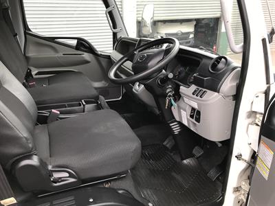 2017 Nissan Atlas - Thumbnail