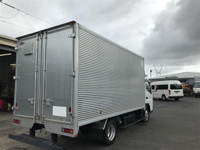 2017 Nissan Atlas - Thumbnail