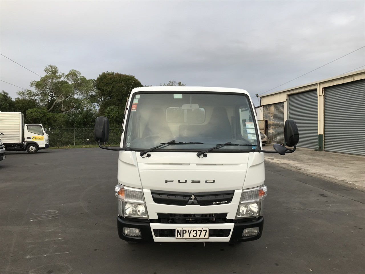 2013 Mitsubishi Canter