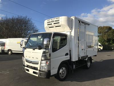 2016 Mitsubishi Canter - Thumbnail