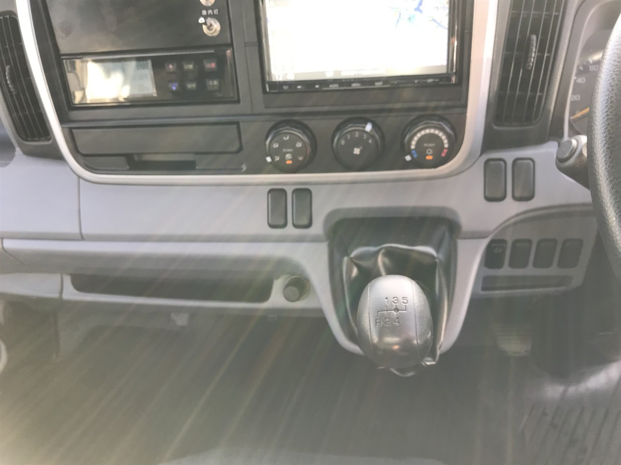 2016 Mitsubishi Canter