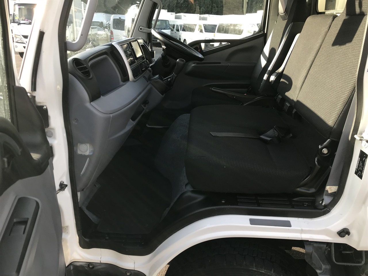 2016 Mitsubishi Canter