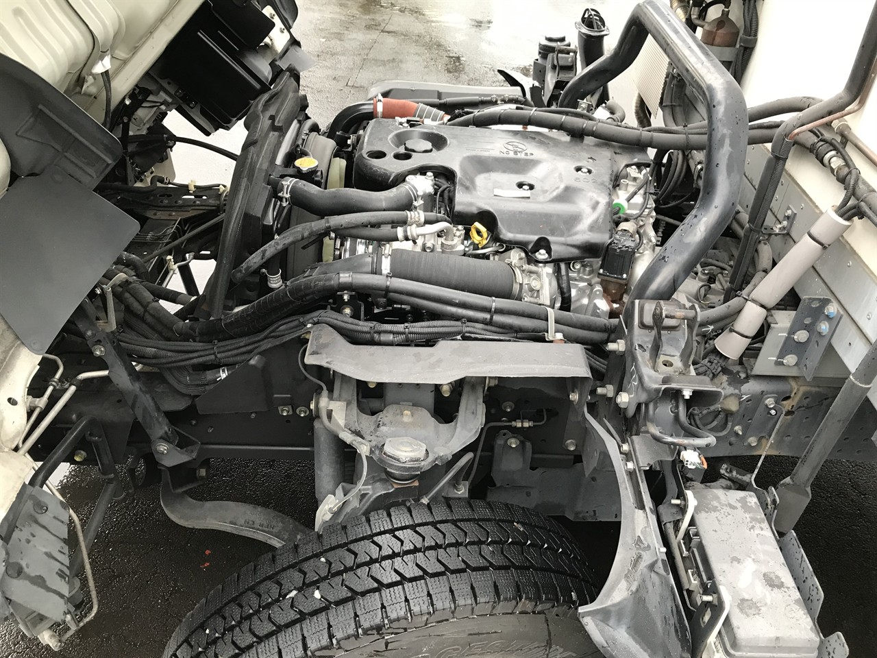 2018 Isuzu Elf
