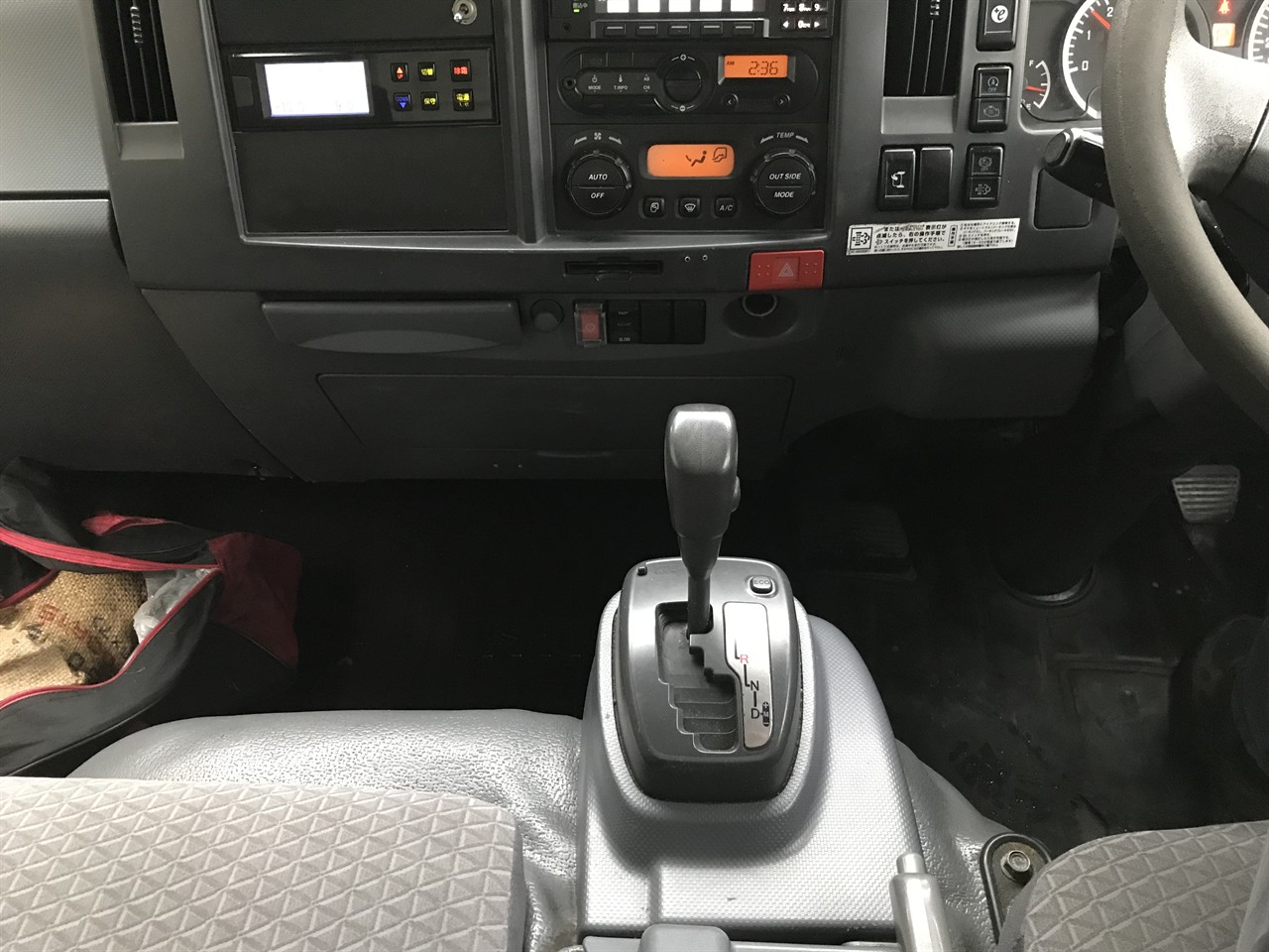 2018 Isuzu Elf