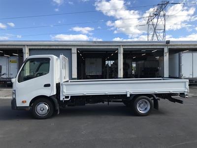2018 Toyota Dyna - Thumbnail
