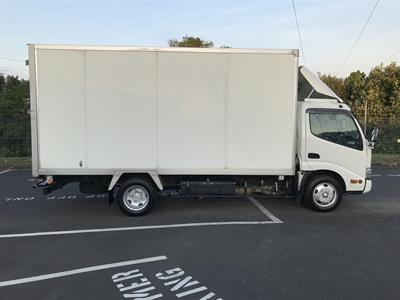 2018 Toyota Dyna - Thumbnail