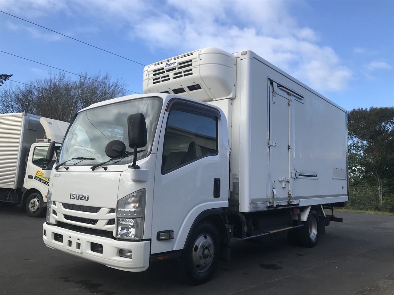 2018 Isuzu Elf