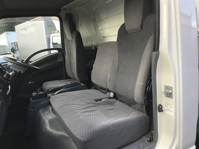 2018 Isuzu Elf - Thumbnail