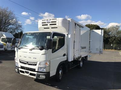 2020 Mitsubishi Canter - Thumbnail