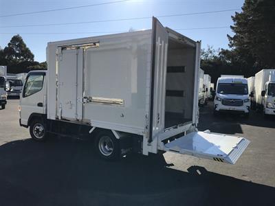 2020 Mitsubishi Canter - Thumbnail