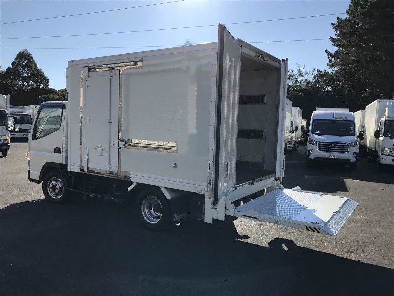2020 Mitsubishi Canter