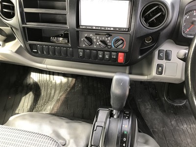 2016 Toyota Dyna - Thumbnail