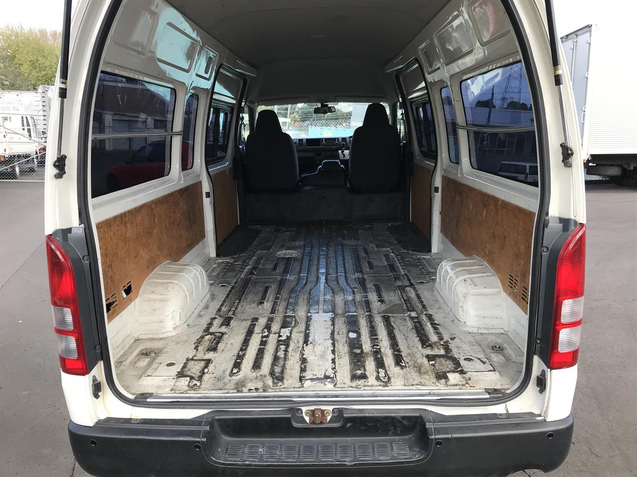 2017 Toyota Hiace