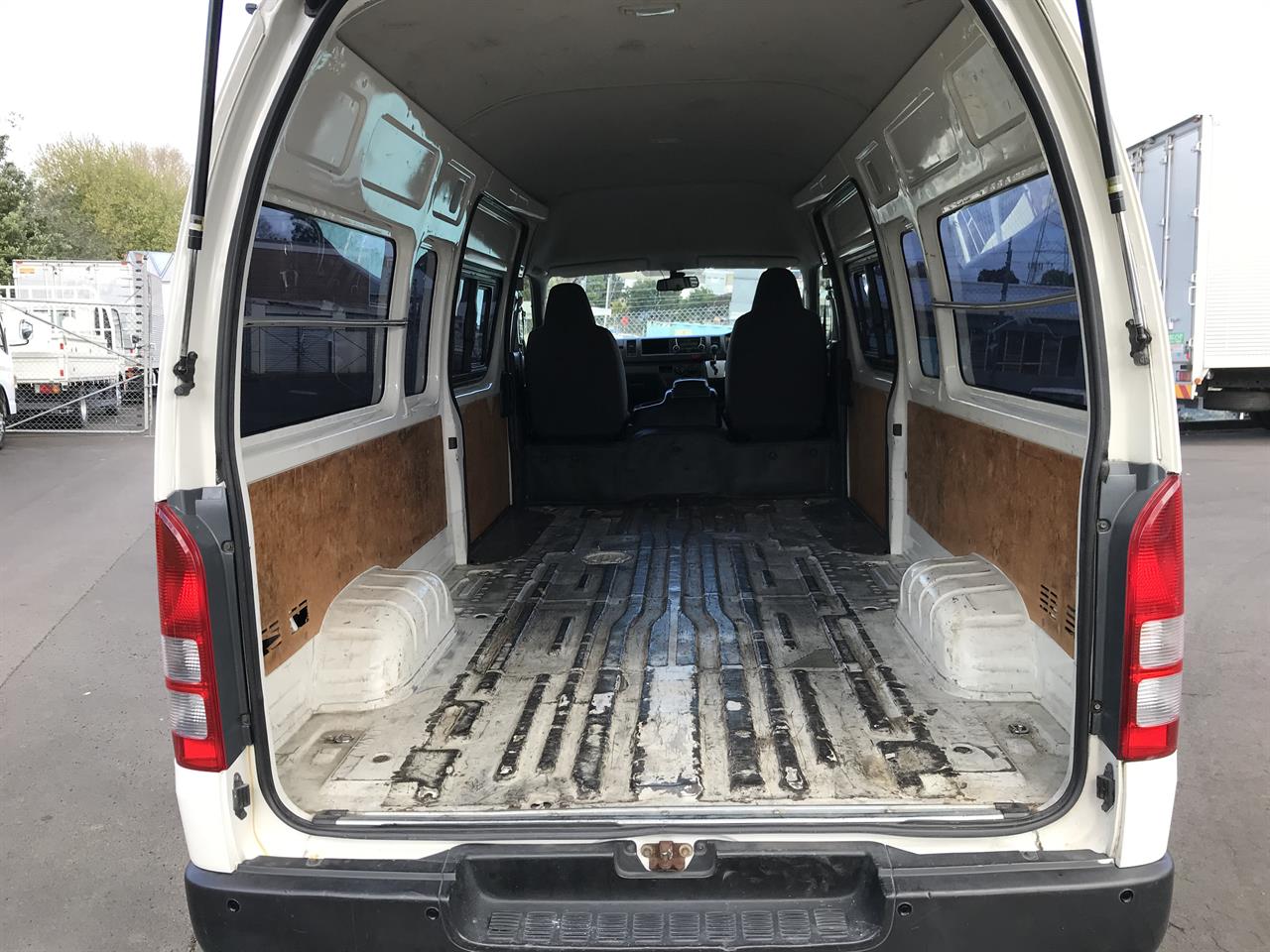 2017 Toyota Hiace