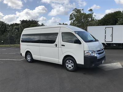 2017 Toyota Hiace - Thumbnail