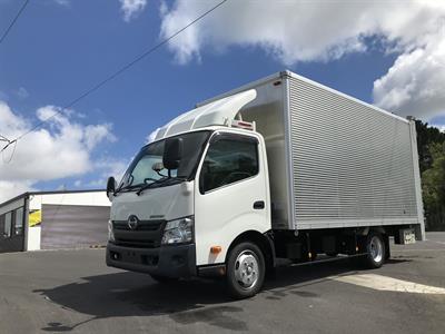 2017 Hino Dutro