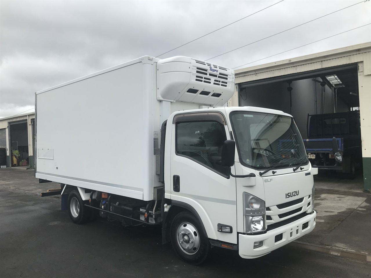 2020 Isuzu Elf