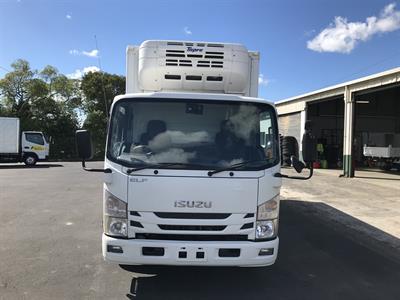 2020 Isuzu Elf - Thumbnail