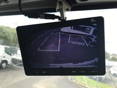 2014 Isuzu Elf - Thumbnail