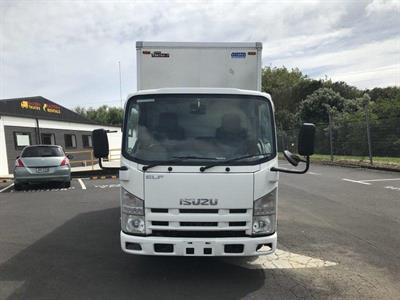 2014 Isuzu Elf - Thumbnail