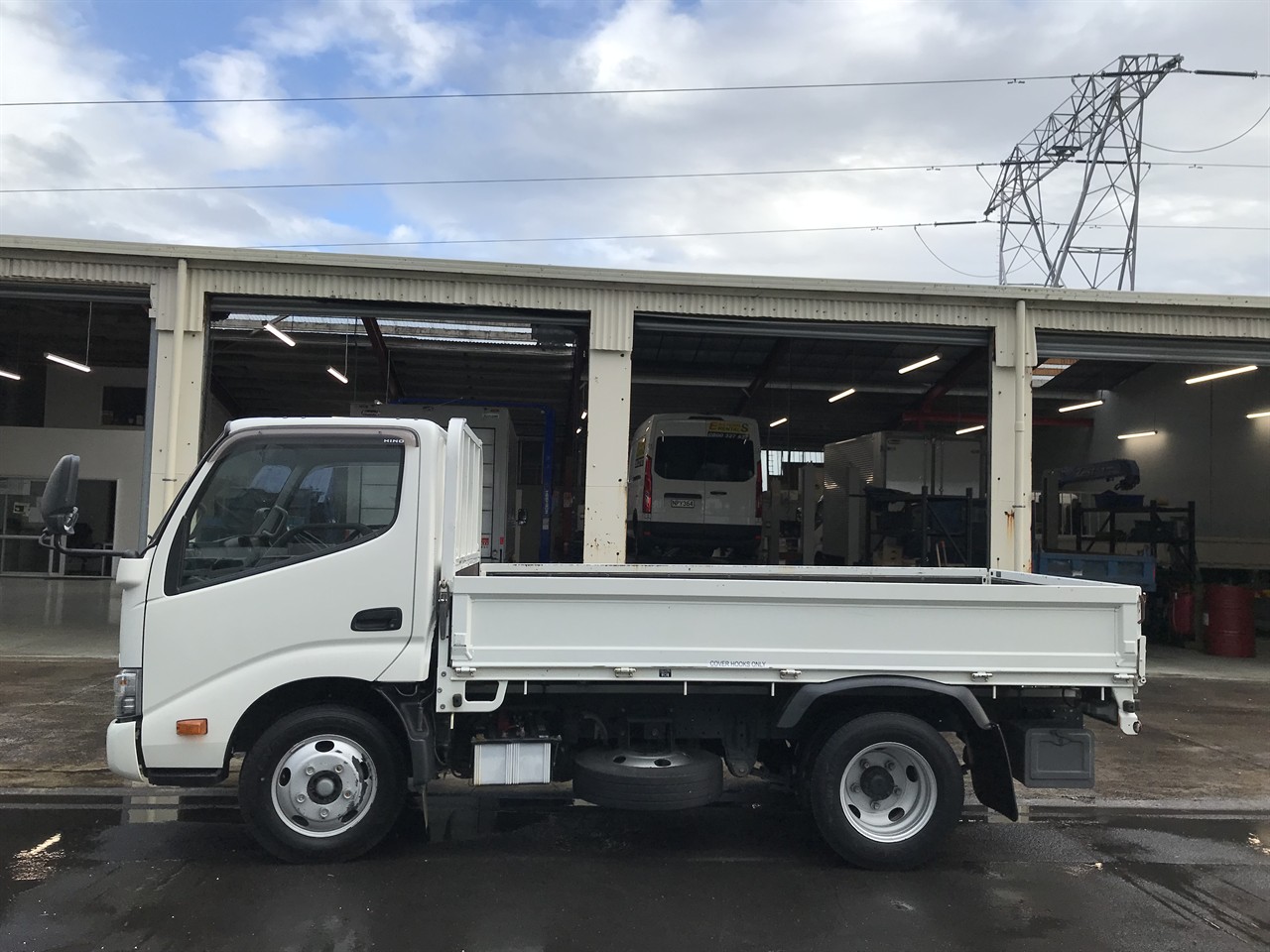 2016 Hino Dutro