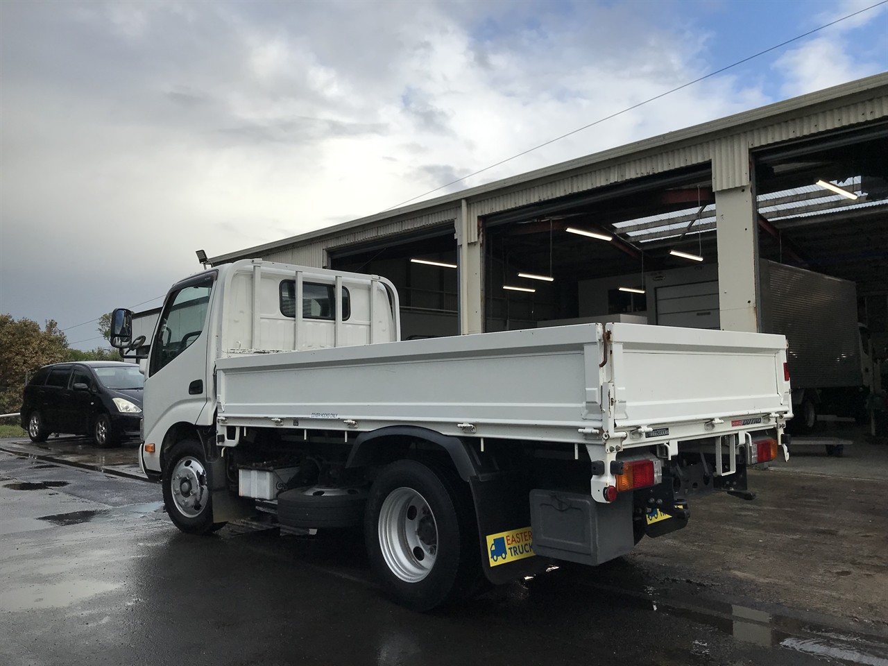2016 Hino Dutro