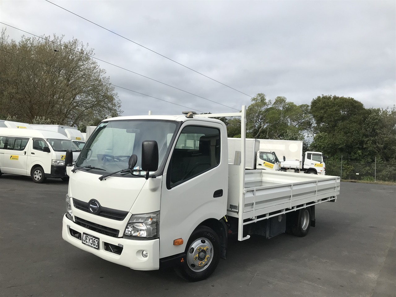 2015 Hino Dutro