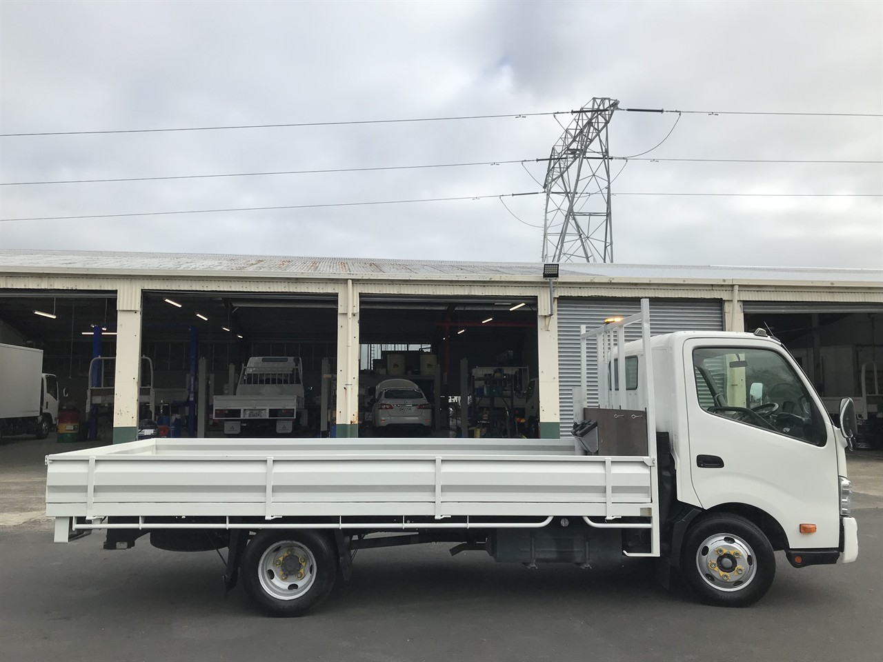 2015 Hino Dutro