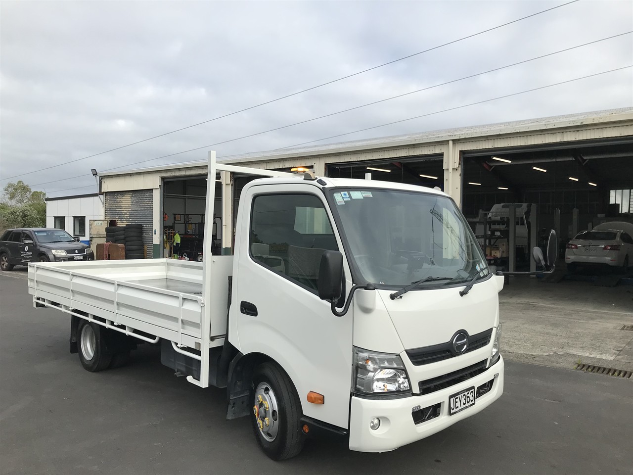 2015 Hino Dutro