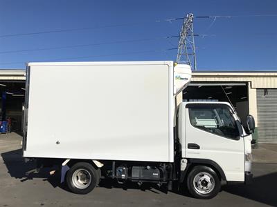 2020 Mitsubishi Canter - Thumbnail