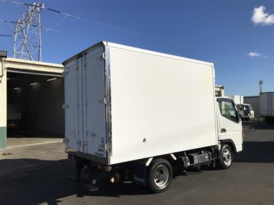 2020 Mitsubishi Canter - Thumbnail