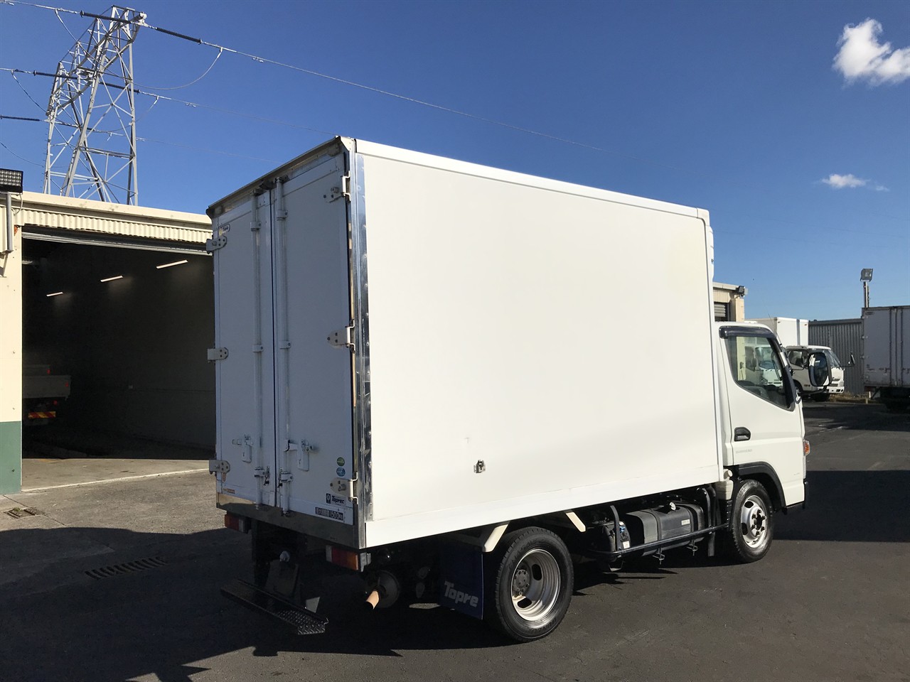 2020 Mitsubishi Canter