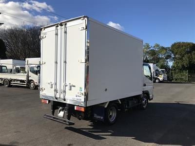 2020 Mitsubishi Canter - Thumbnail