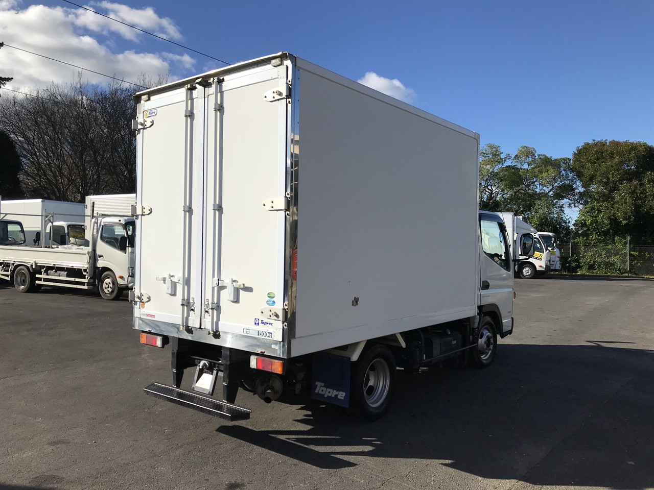 2020 Mitsubishi Canter