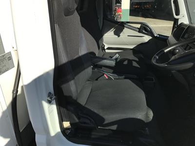 2020 Mitsubishi Canter - Thumbnail