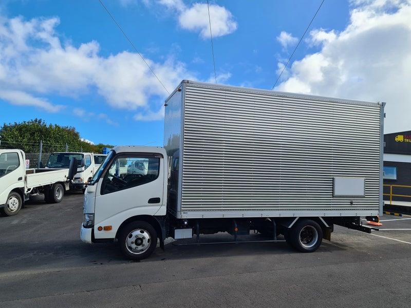 2018 Hino Dutro
