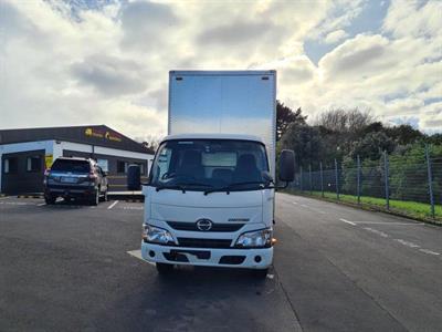 2018 Hino Dutro - Thumbnail