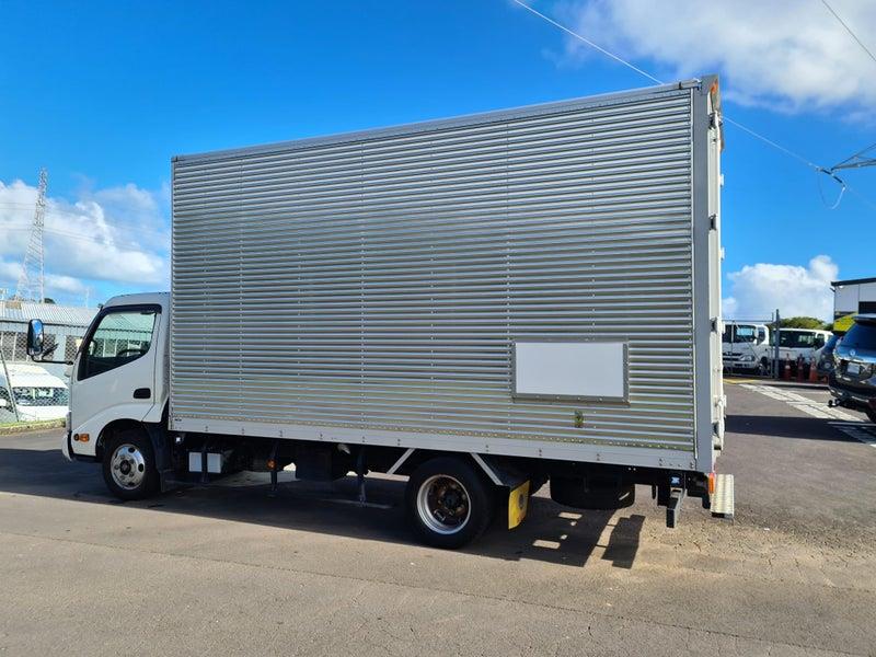 2018 Hino Dutro