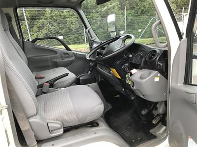 2013 Toyota Dyna - Thumbnail