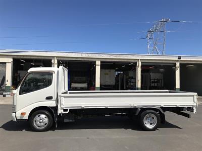 2013 Toyota Dyna - Thumbnail