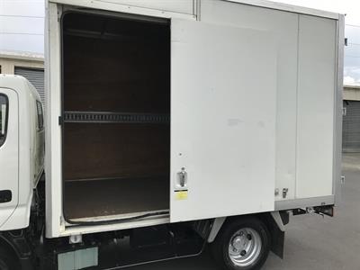 2015 Toyota Dyna - Thumbnail