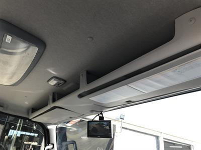 2024 Isuzu Elf - Thumbnail